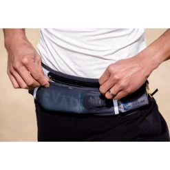CEINTURE HYDRATATION TRAIL RUNNING - PORTE BÂTONS - POCHE TÉLÉPHONE IMPERMÉABLE 12 CEINTURE HYDRATATION TRAIL RUNNING - PORTE BÂTONS - POCHE TÉLÉPHONE IMPERMÉABLE -Fit Runner Soldes ceinture hydratation trail running porte batons poche telephone impermeable 2