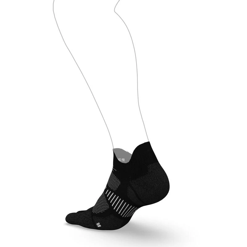 CHAUSSETTES DE RUNNING 5 DOIGTS RUN900 FINES INVISIBLES NOIRES 2 CHAUSSETTES DE RUNNING 5 DOIGTS RUN900 FINES INVISIBLES NOIRES – Image 2