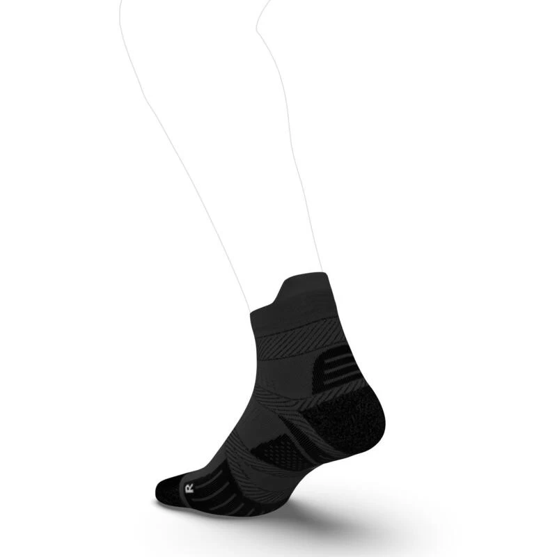 CHAUSSETTES DE RUNNING FINES STRAP NOIRES 2 CHAUSSETTES DE RUNNING FINES STRAP NOIRES – Image 2