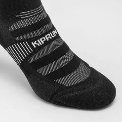 CHAUSSETTES DE RUNNING RUN900 EPAISSES MI-MOLLET RUN WILD BLANCHE NOIRE 15 CHAUSSETTES DE RUNNING RUN900 EPAISSES MI-MOLLET RUN WILD BLANCHE NOIRE -Fit Runner Soldes chaussettes de running run900 epaisses mi mollet run wild blanche noire 5
