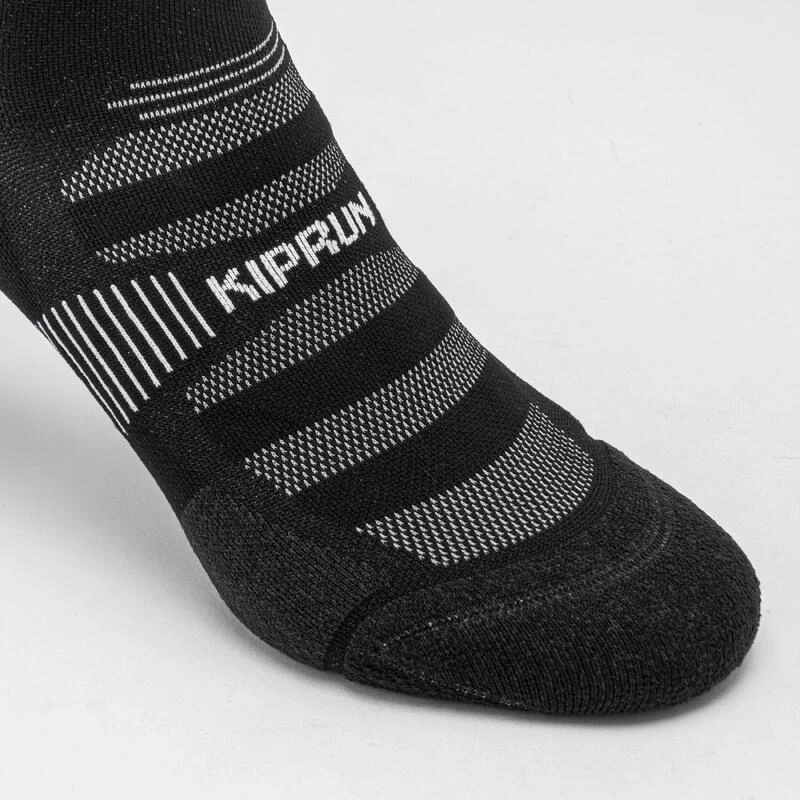 CHAUSSETTES DE RUNNING RUN900 EPAISSES MI-MOLLET RUN WILD BLANCHE NOIRE 6 CHAUSSETTES DE RUNNING RUN900 EPAISSES MI-MOLLET RUN WILD BLANCHE NOIRE – Image 6