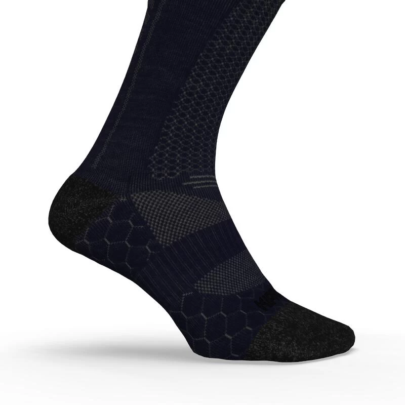CHAUSSETTES DE RUNNING RUN900 MI-MOLLET LAINE MERINOS MARINE 2 CHAUSSETTES DE RUNNING RUN900 MI-MOLLET LAINE MERINOS MARINE – Image 2