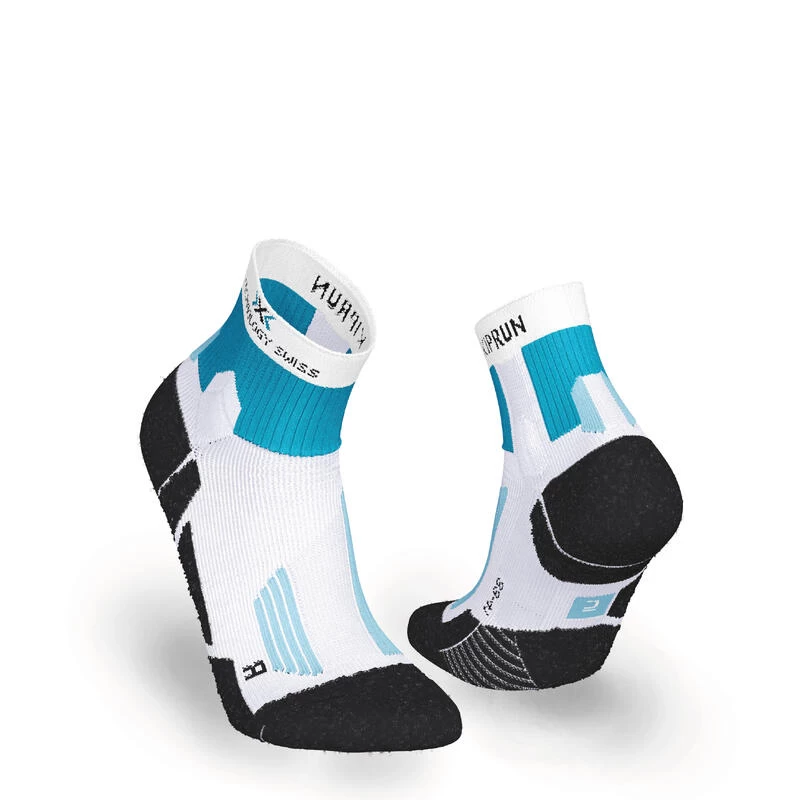 CHAUSSETTES DE RUNNING RUN900 X BLANC/BLEU 6 CHAUSSETTES DE RUNNING RUN900 X BLANC/BLEU – Image 6