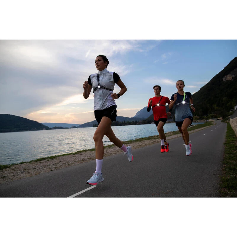 LAMPE DE RUNNING PECTORALE RUN LIGHT 250 FW19 Noire 2 LAMPE DE RUNNING PECTORALE RUN LIGHT 250 FW19 Noire – Image 2