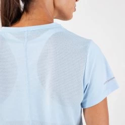 T-shirt Running Respirant Femme - KIPRUN Run 500 Dry Bleu Ciel 9 T-shirt Running Respirant Femme - KIPRUN Run 500 Dry Bleu Ciel -Fit Runner Soldes t shirt running respirant femme kiprun run 500 dry bleu ciel 3